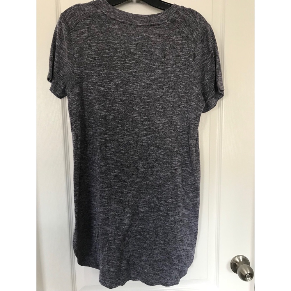 Mudd Hi-Low Short Sleeve Blouse - Picture 3 of 8